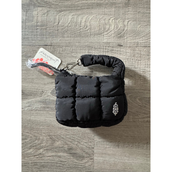 Free People Quilted Micro Pouch NWT in Package Black FP Movement - Picture 5 of 6